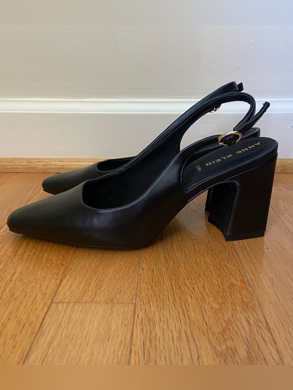 Anne Klein Slingback Pump Black Size 7.5 Wide Classic Office Formal Event Career
